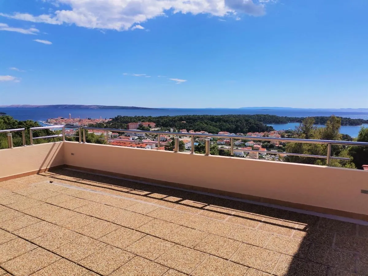 Apartments Lumar Palit クロアチア