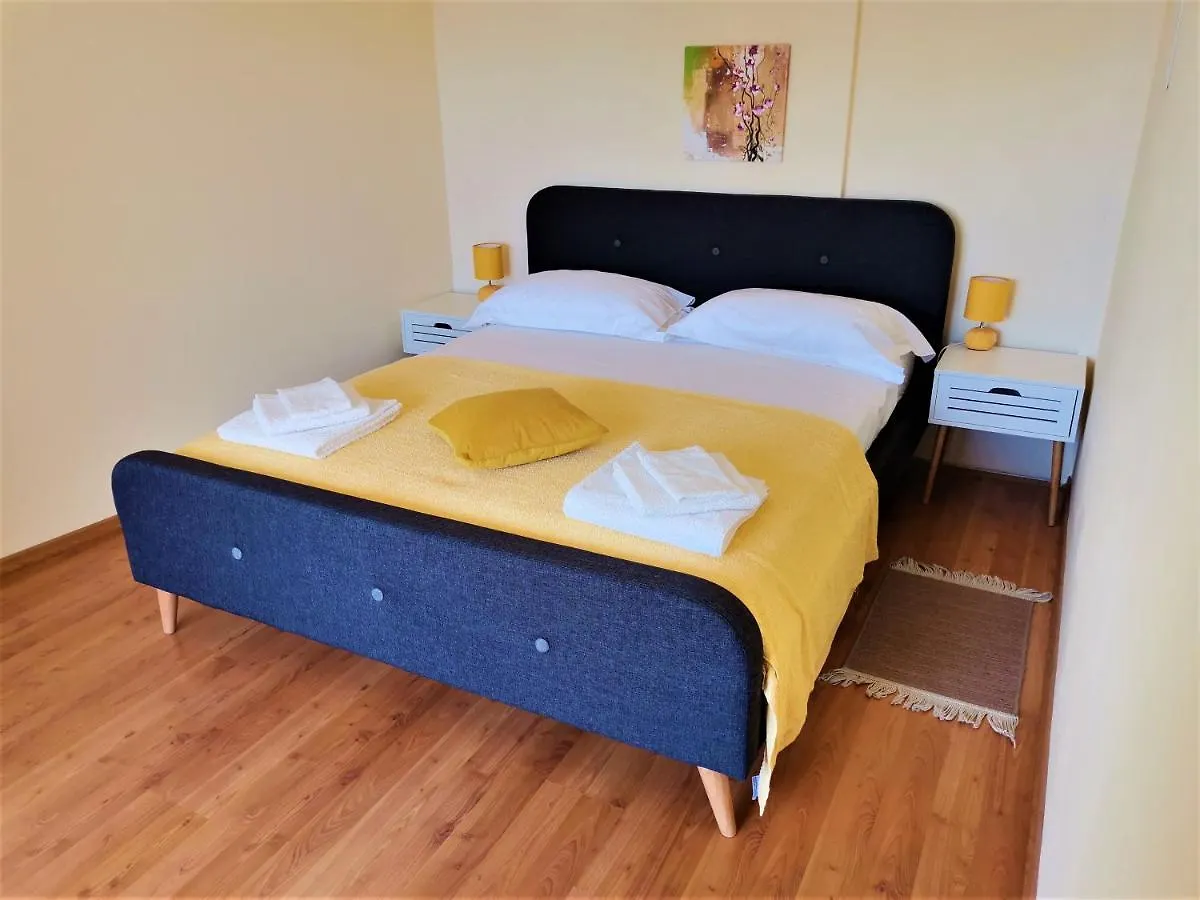 Apartments Lumar Palit