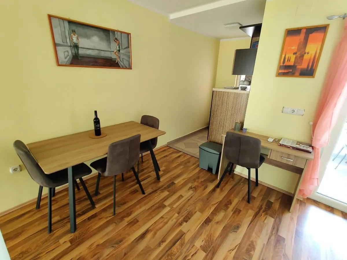Apartments Lumar Palit